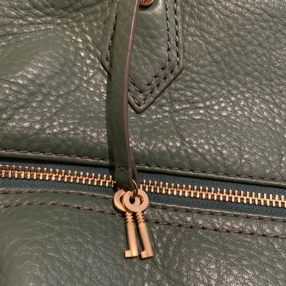 Cole Haan Bag large bag great for travel - Picture 9 of 10